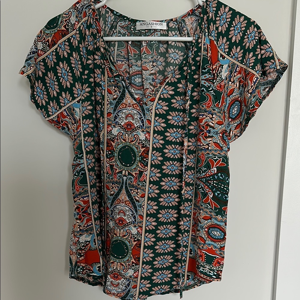 Green and Orange Flutter Sleeve Blouse